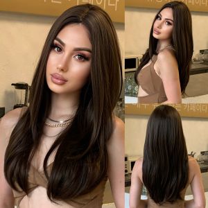 Perruques Natural Black Layered Synthetic Wigs Longse Moyenne Perrette médiane avec une frange pour les femmes Afro Cosplay Hair Daily résistant à la chaleur