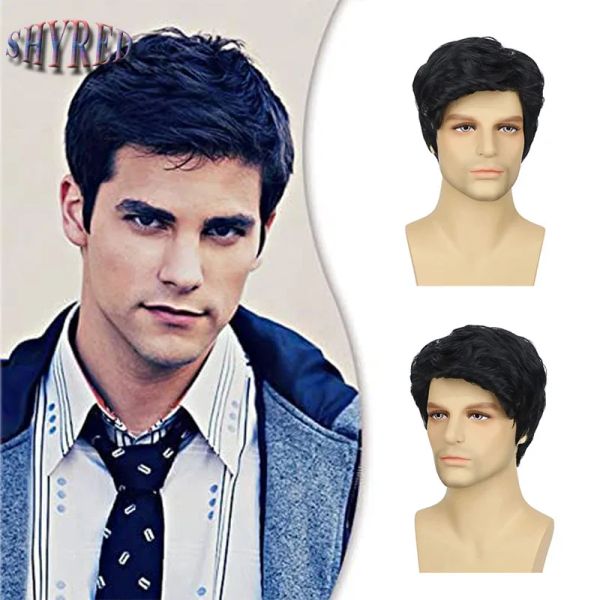 Perruques Wigs synthétiques pour hommes noirs courts courts coiffes perruque masculine résistant à la chaleur Halloween Party Christmas Wear Wigs