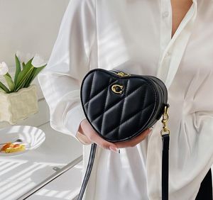 Selle petits sacs à bandoulière pour femmes tendance luxe concepteur en cuir PU sac à bandoulière dames sacs à main et sacs à main