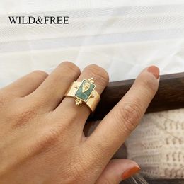 Acier inoxydable sans inoxydable sauvage trois anneaux larges pour les femmes d'anneau de doigt de pierre naturel cadeau de bijoux vintage pour les amis 240401
