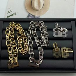 Wilde ongeremde hiphop ketting oorbellen grote b letter hangers Cubaanse grove ketting mannen punkstijl glanzende niet-opvallende vrouwen dikke armband designer sieraden sets bbs1