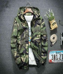 Chaquetas rompevientos Hombres Casual Primavera Chaqueta de camuflaje con capucha para hombre Streetwear Hip hop Sportwear Camo Army Jacket Plus Size Y211221678223