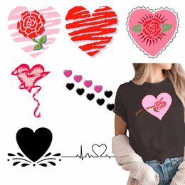 Vensterstickers rood liefdespatroon Iron-on Transfer voor kleding DIY Dames T-shirts Thermo-lijmlijsten Patches Fashion Hoodie Sticker Applique