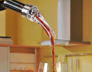 Vin Aerator verseur avec emballage de vente au détail ACCESSOIRES DE VIN ROUGE OUTILS POUR LA PÊTE AERATIONNEMENT ET SPEUR DESCANTER KKA80865549696