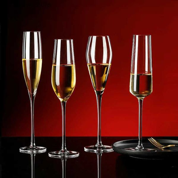 Verres à vin 180-255 ml Verres à vin de champagne de luxe légers de grande valeur Gobelet en verre de cristal de vin mousseux transparent à bouche inclinée créative L240323