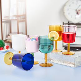 Wijnglazen 250ml Creatieve Gekleurde Glazen Beker Koud Drankje Sap Koffiekopje Licht Luxe Retro Originele Martini Cocktail Cups