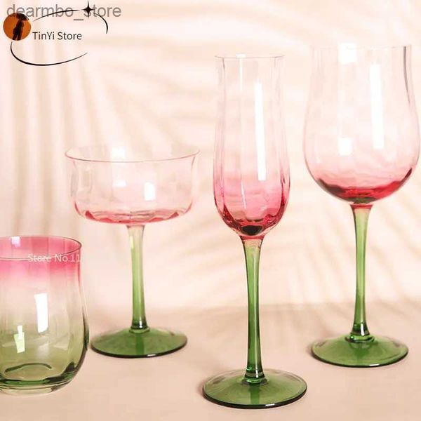 Verres à vin 2pcs Luxury Rose Ripple Crystal Lasses Household OBLET Party Champane Lass Red Wine Lasses Romantique Weddin Cup Ift L49