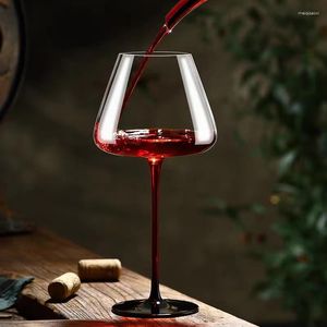 Verres à vin 2pcs de qualité supérieure sommelier noire cravate bordeaux en verre rouge conception d'Autriche Bordeaux Sherry Gobblet Crystal Champagne Flutes
