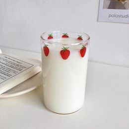 Copas de vino 300 ml 10 oz Alto borosilicato Fresas lindas Agua Leche Taza para beber con pajita