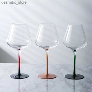 Verres à vin noir et rouge à nœud papillon burunde vin Lass Pot au nombril Home Kitchen liht Luxury Loudeur sans cristal couleur Lass Vin Oriinal Oblet L49