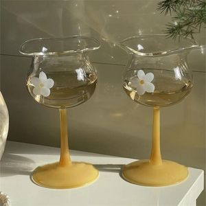 Wijnglazen creatieve mode high borosilicaat glas schattig leuke leuke decoratie transparante goblet simple bloem