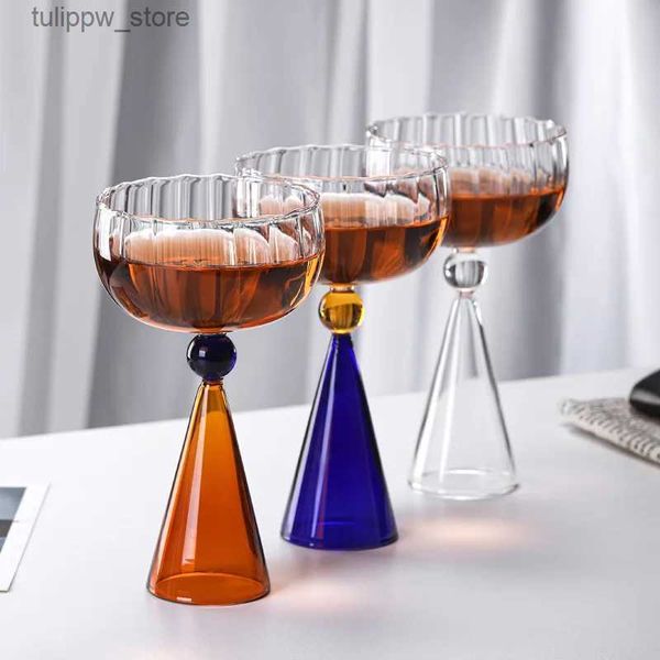 Copas de vino Vidrio de borosilicato alto creativo Copas de vino transparentes Rayas verticales Copa de champán Hogar Ámbar Azul Tazas de café hechas a mano L240323