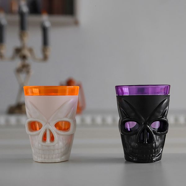 Verres à vin Creative LED Glowing Drink Cup Crâne Verre À Boire Grande Capacité Tasses À Bière Spiritueux Drinkware Pour Halloween Party Club 230923