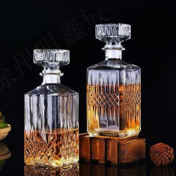 Verres à vin Créatif Transparent De Luxe Sans Plomb Carré En Verre Bouteille De Vin Whisky Carafe Alcool Conteneur Verseur Carafe À Vin Pour Bar YQ240109