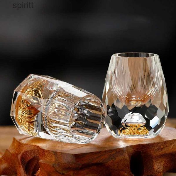 Casas de vino Capas de cristal Gold Fusil Guiones de chupas para vodka Copa de vino de vaso doble Copa de vino de vidrio doble para bar de lujo Cazas de licor de lujo YQ240105