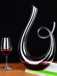 Wijnglazen kristal High Grade 1500 ml Spiraalvormige 6 -vormige karaf Geschenkdoos Harp Swan Creative Separator Glass Set 230508