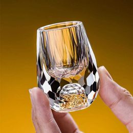 Wijnglazen Diamantgeslepen Glanzend Kristal Goudfolie Borrelglas Turquoise Liquor Wodka Wijnglazen Golden Mountain Baijiu Cup Sake Spirit Goblet YQ240109