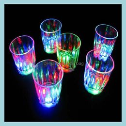 Wijnglazen drinkware keuken eetbar huizen tuin led flitsen gloeiende cup water vloeistof geactiveerd verlichte bierglas mok lichtgevende druppel