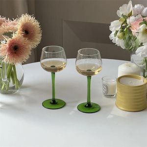 Vers à vin français Middle Classical gobelet vintage simple ménage et verre champagne pour décoration de fenêtre commerciale ornements