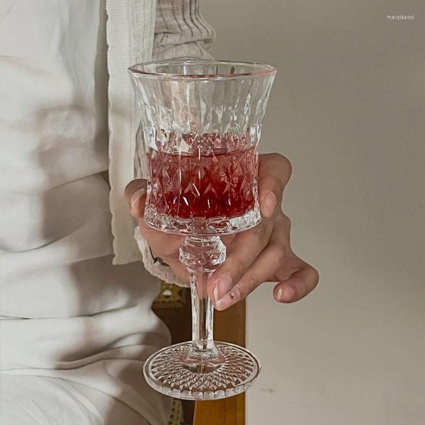 Verres à vin lumière luxe mode gobelet en relief Vintage coupe de Champagne maison verre rouge eau Boutique fournitures de cuisine
