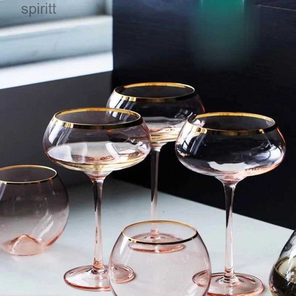 Verres à vin Verre à vin rose de luxe crème glacée bière whisky tasse Cocktail verre à Champagne maison cuisine gobelet bord doré verre en cristal ensemble de vin YQ240105