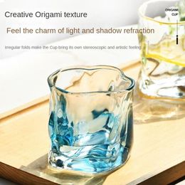Wijnglazen transparant glas home origami cup onregelmatige vorm gedraaid hoog uiterlijk niveau modern eenvoudig