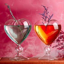 Copas de vino de vidrio en forma de corazón Decoración de la fiesta del hogar Copa de amor Copa de vajilla Ins Creative Straw Cups Bar Kitchen