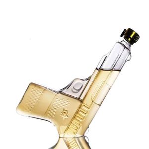 Verres à vin Transparent Pistolet Forme Bouteille En Verre De Vin Décanteur Whisky Bar Accessoires Art Creative Décoratif Petits Ornements 221121