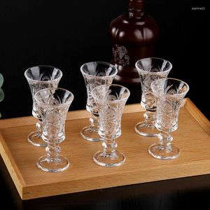 Verres à vin Famille de verre blanc 6 pcs personnalité créative sculptée européenne tasse de tasse de hautes tasses