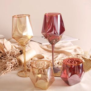 Verres à vin flétris en verre rouge ensemble luxueux blanc pour la maison usage de la haute valeur esthétique élevée crisstal haut de gamme ch ch