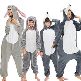Winter Animal Wolf Onesie Kids Kigurumi Pyjama's Unicorn Sleepwear voor vrouwen Pyjama Jumpsuit Girl Boy Dekens Sleepers overalls 240507