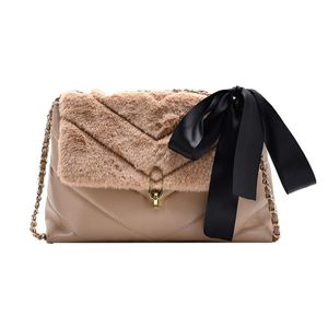 Hiver Automne Fur Classic Fashion Chain de sac pour femmes Chaîne de sacs d'épaule féminine Ribbon Bow Decoration Sacs pour femmes Handba2666