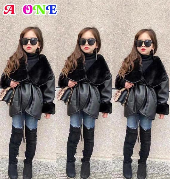 Hiver Baby Girls Pu Coat Kids Coat Vestes pour tout-petits Mode Pu Bomber Jacket Motorcycle Veste Veste de fourrure pour les filles Y200901318Y2836393