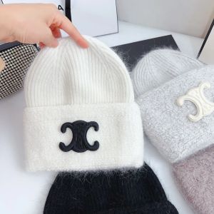 Winter Beanie Hoed Heren Designer Merk Motorkap Herfst Gebreide Wollen Muts Voor Vrouwen Letter Zachte Schedel Caps Warm Masker Fringe Mutsen Hoeden Nieuw -6