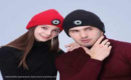 Hat de bonnet d'hiver Unisexe Beanie Soft Knited Hat Soft Wireless Bluetooth 50 Smart Cap Casque stéréo casque avec lumière LED avec OPP6146793