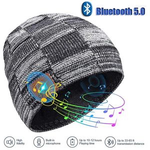 Winter Bluetooth-hoofdtelefoon Hoed Stereo Sport Muziek Headset Gebreide muts Cap Ondersteuning Handsfree USB-oplaadkabel Kerstcadeau