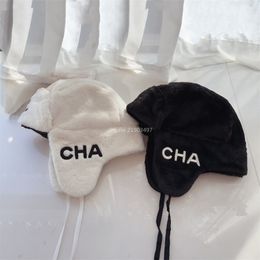 Chapeau de bombardier d'hiver mode luxe décontracté haute qualité lettre femmes lapin fourrure chapeau chapeau avec oreilles moelleux chapeau garder au chaud chapeau