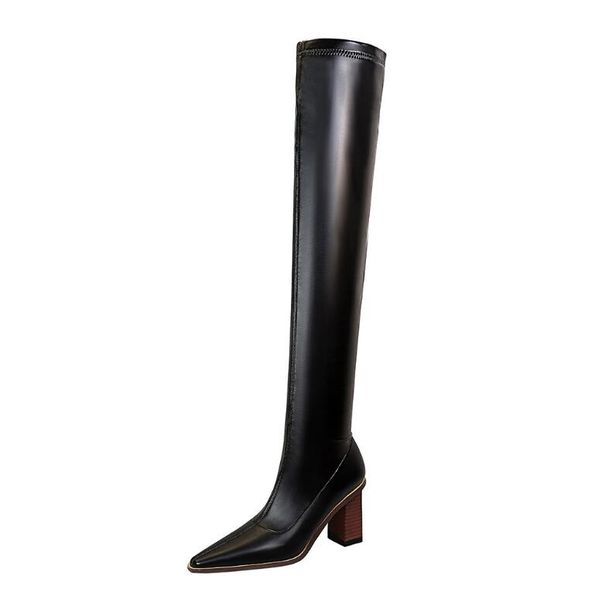 Botas de invierno Mujer diseñador con rodilla puntiaguda: longitud de punta de punta altura Hight Heel Soft Genuine Cuero Fiesta de la boda zapatos de moda