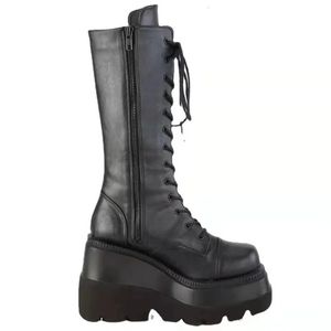 Bottes d'hiver femmes plate-forme chaussures chaussons pluie Combat militaire court en cuir noir Rock Punk Goth Lolita offres de liquidation 240124