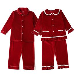 Winter Boutique fluwelen stof rode kinderen kleding PJ's met kant peuter jongens set pyjama meisje baby nachtkleding 211102