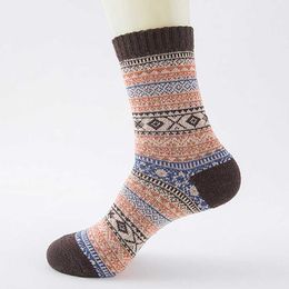 Hiver affaires hommes épais chaud rayure laine chaussettes rayé décontracté chaussette affaires sous-vêtements hommes Calcetines Hombre chaussettes X0710