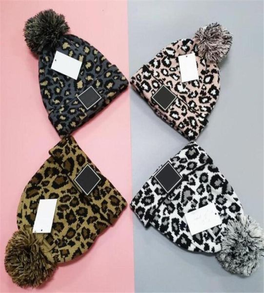 Gorro de invierno Gorros con estampado de leopardo Gorros de mujer Gorros gruesos con pompones de piel de mapache real Gorros de niña cálidos Gorro con pompón Snapback H8129145