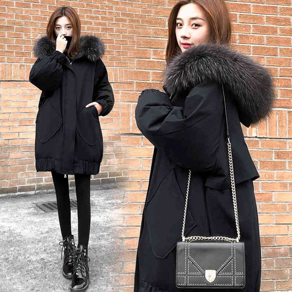 Manteau d'hiver et veste femmes col en fourrure longue Parka à capuche noir chaud mode coréenne grande taille duvet de canard femme 210428