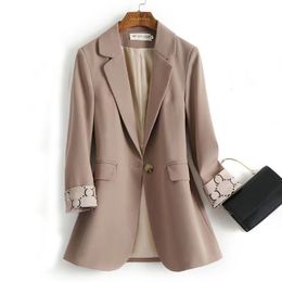 Coats d'hiver Coat Designer Women's Suit's Retro Fashion Fashion's Femme's Color Series Professional Veste A-grain Button Slim Fit Vêtements pour femmes surdimensionnées