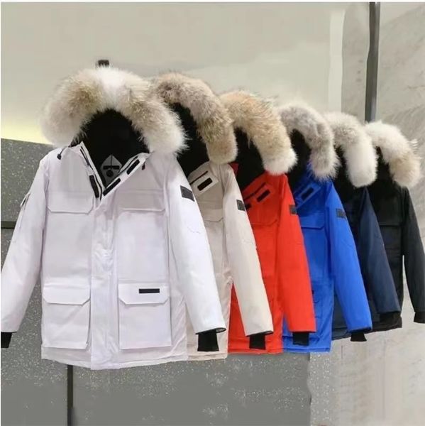 Abrigo de invierno chaqueta parka de diseñador para hombre chaqueta de invierno cálida a prueba de viento material canadiense modelo de pareja ropa nueva sombrero es un abrigo de color sólido desmontable