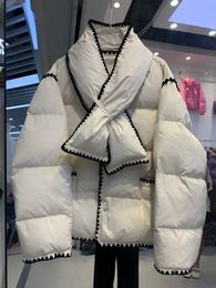 Abrigo de invierno chaqueta acolchada coreana pequeña bufanda de viento fragante chaqueta gruesa suelta abrigo corto para mujer