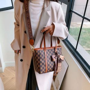 Winter Crossbody New Trend Single Single Fashion Versatile Women's Bag 80% Factory Wholesale