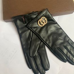 Gants Winter Deluxe 100% en peau de mouton Gants en cuir à écran tactile de créateur doux et chauds Five Fingers Glove