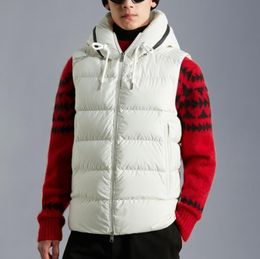 Hiver Designer Mens Down Vest Mode Veste chaude Gilets avec des lettres d'insigne pour hommes Femmes Gilet d'hiver sans manches Puffer Jacket Multi Style S-2XL