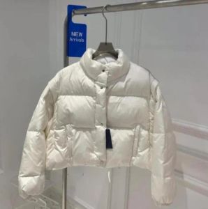 Diseñador de invierno Chaqueta de mujer Abrigos con letras Cinturones de alta calidad Cortavientos para chaquetas para mujer Mangas Ropa de abrigo extraíble Parkas cálidas 5 colores opcionales